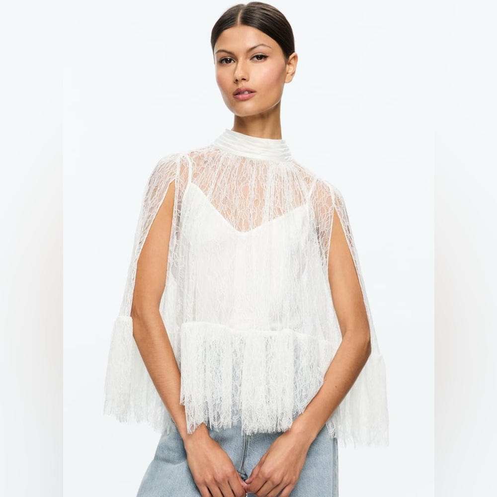 NWT Alice + Olivia Zenon Lace Cape Top with Cami Lining - Picture 2 of 11